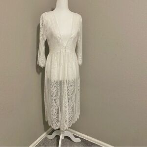 NWT Francesca’s Lace Kimono Coverup Top, S